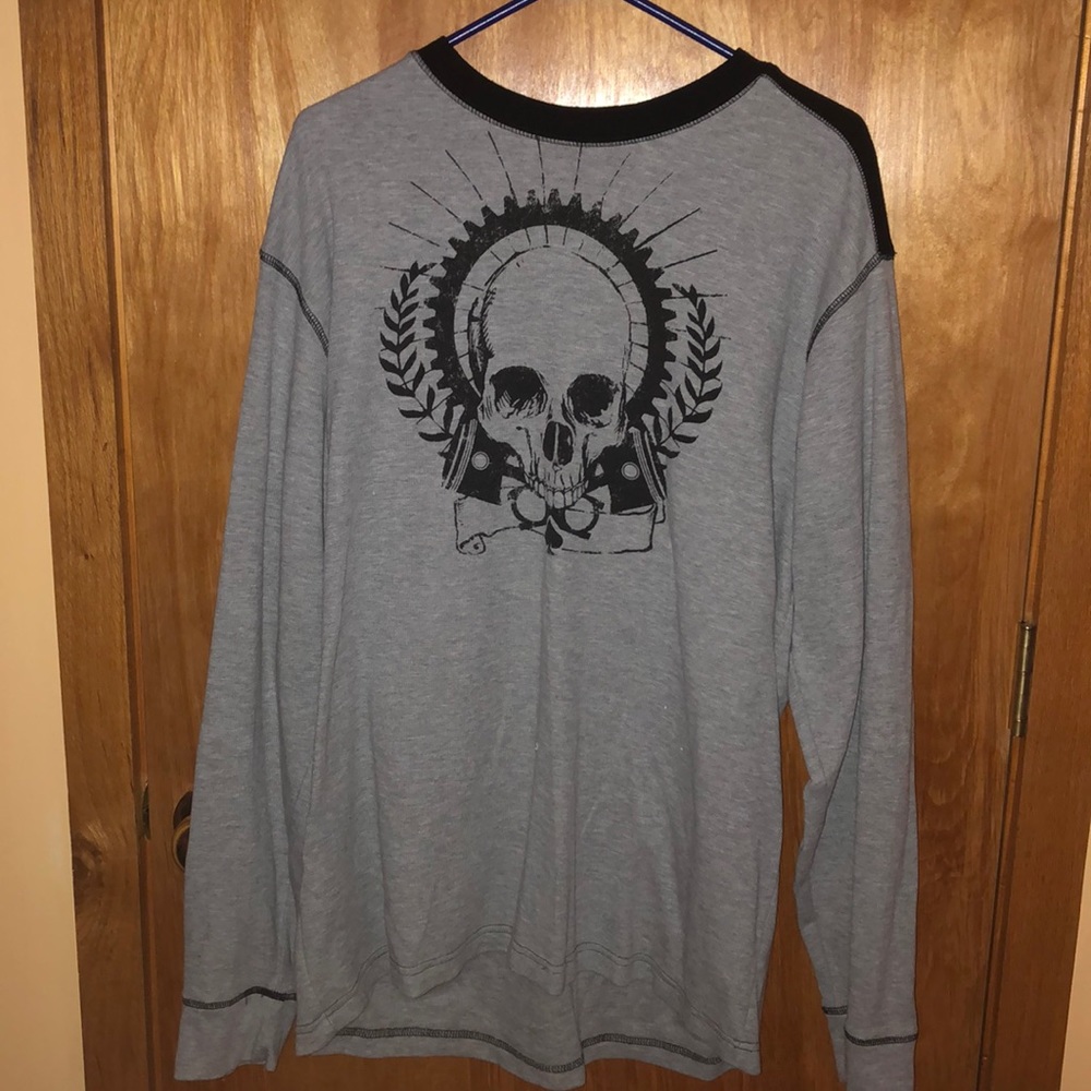 Men’s long sleeve shirt